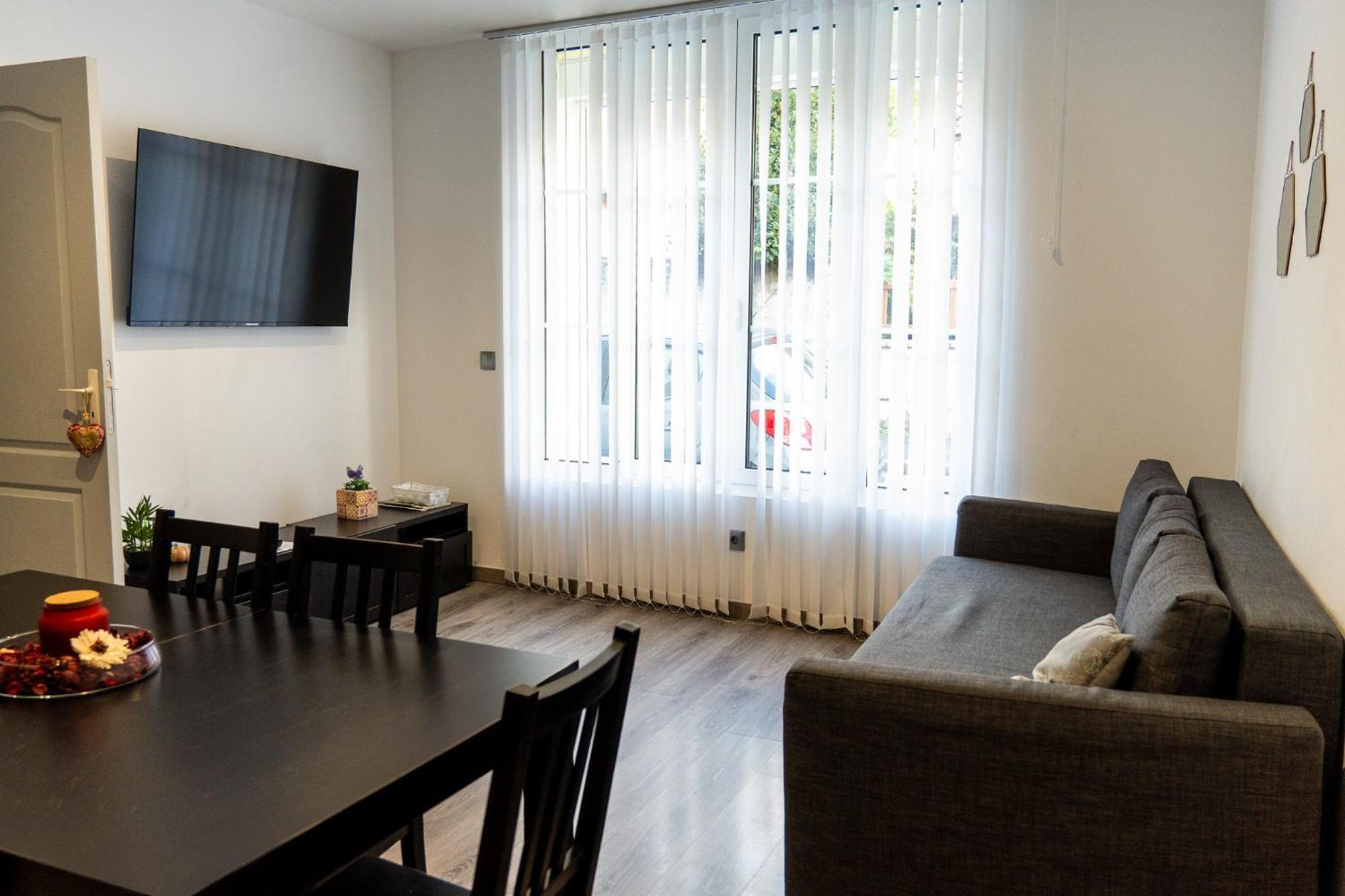 A L'Ombre Du Pin "1" - Ground-Floor T3 Near Disneyland And Paris, 1-6 Guests ル・パン エクステリア 写真
