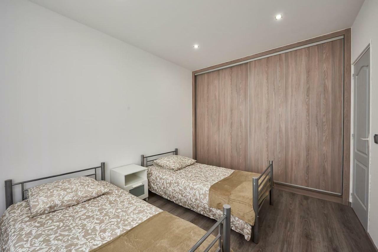 A L'Ombre Du Pin "1" - Ground-Floor T3 Near Disneyland And Paris, 1-6 Guests ル・パン エクステリア 写真